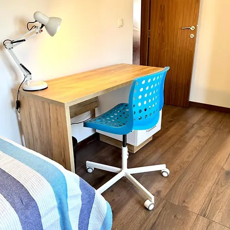 Liv - Private Parking And Terrace 아파트